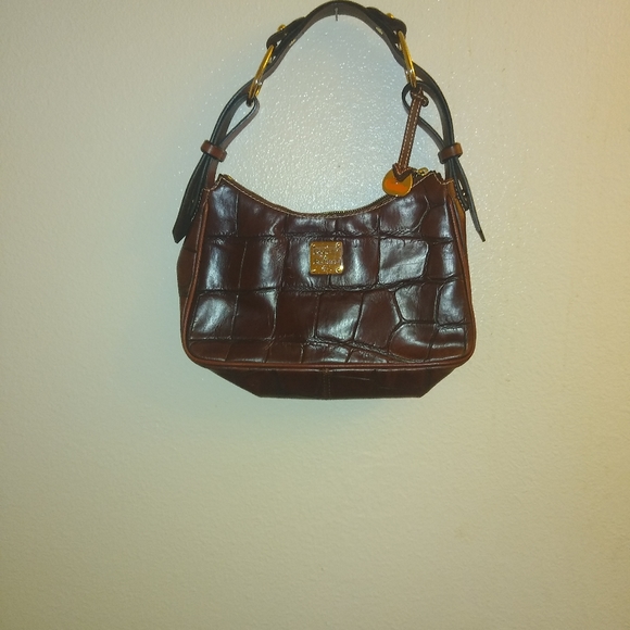 Dooney & Burke Crock Shoulder Bag - Picture 13 of 14